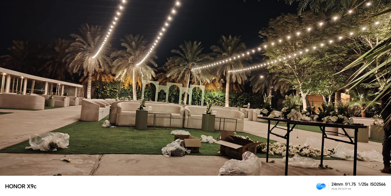 عقود لمبات للايجار – تأجير إنارة للحدائق والمناسبات