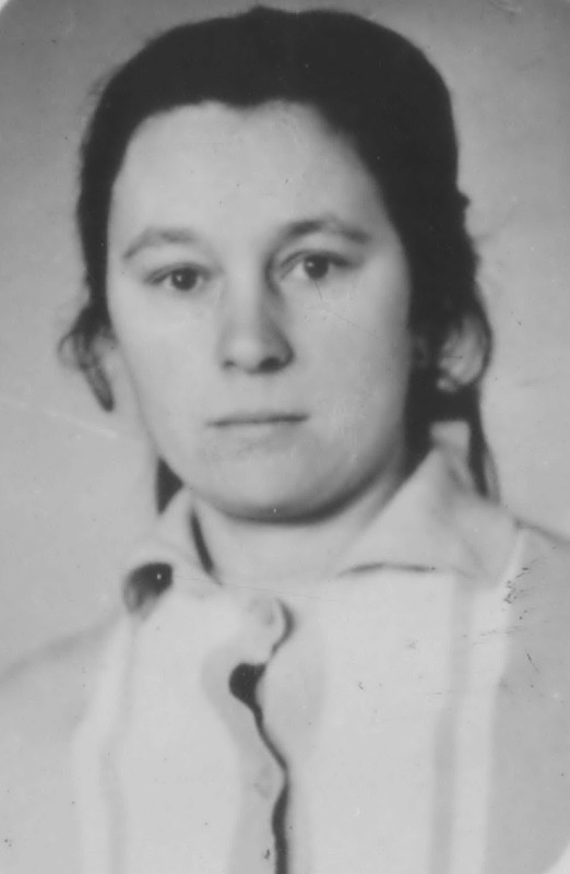 Купцова Нина Николаевна — учительница математики и астрономии