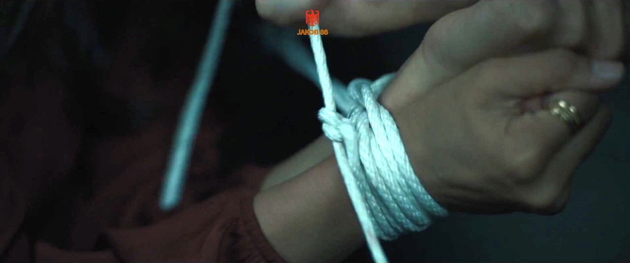 Freida Pinto 5 - Intrusion 2021