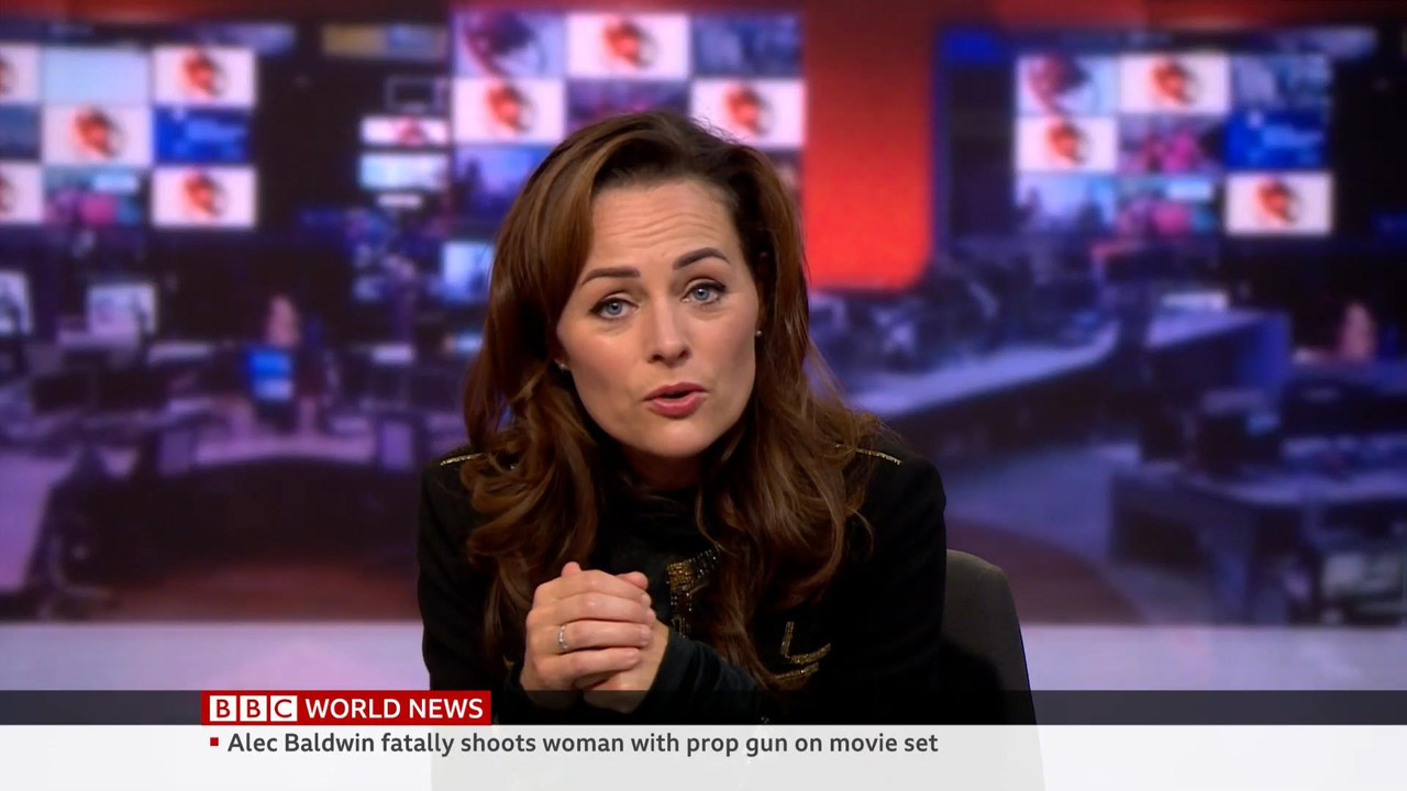 10.22 - 06.00.00 - BBC World News. News. Reporting on the day's inter....ts_snapshot_39.04_[2021.10.