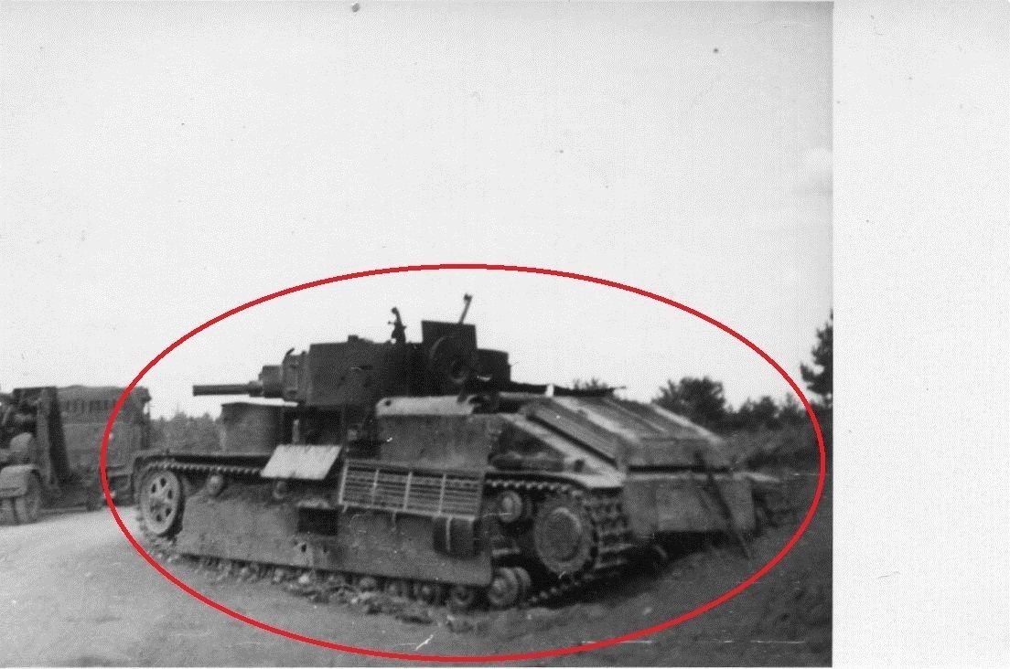 Foto 2WK Russland Panzer Tank defekt