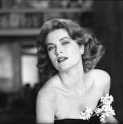 Grace-Kelly-md51