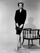 angie-dickinson-md43