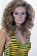 Julie-Ege-b41