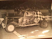 Willie Beardsley Consi Win Yellow Tinge