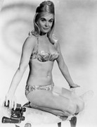 Shirley-Eaton-a02