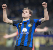 GCDf2x-JWo-AAu-Q4-G.jpg