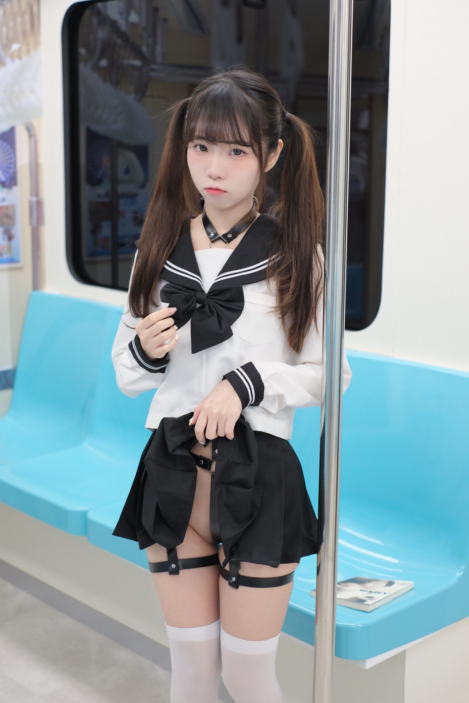 可可小白兔 電車上の女高中生 写真集 – 场景系主题 高清图集 [70P-40.5M]插图7