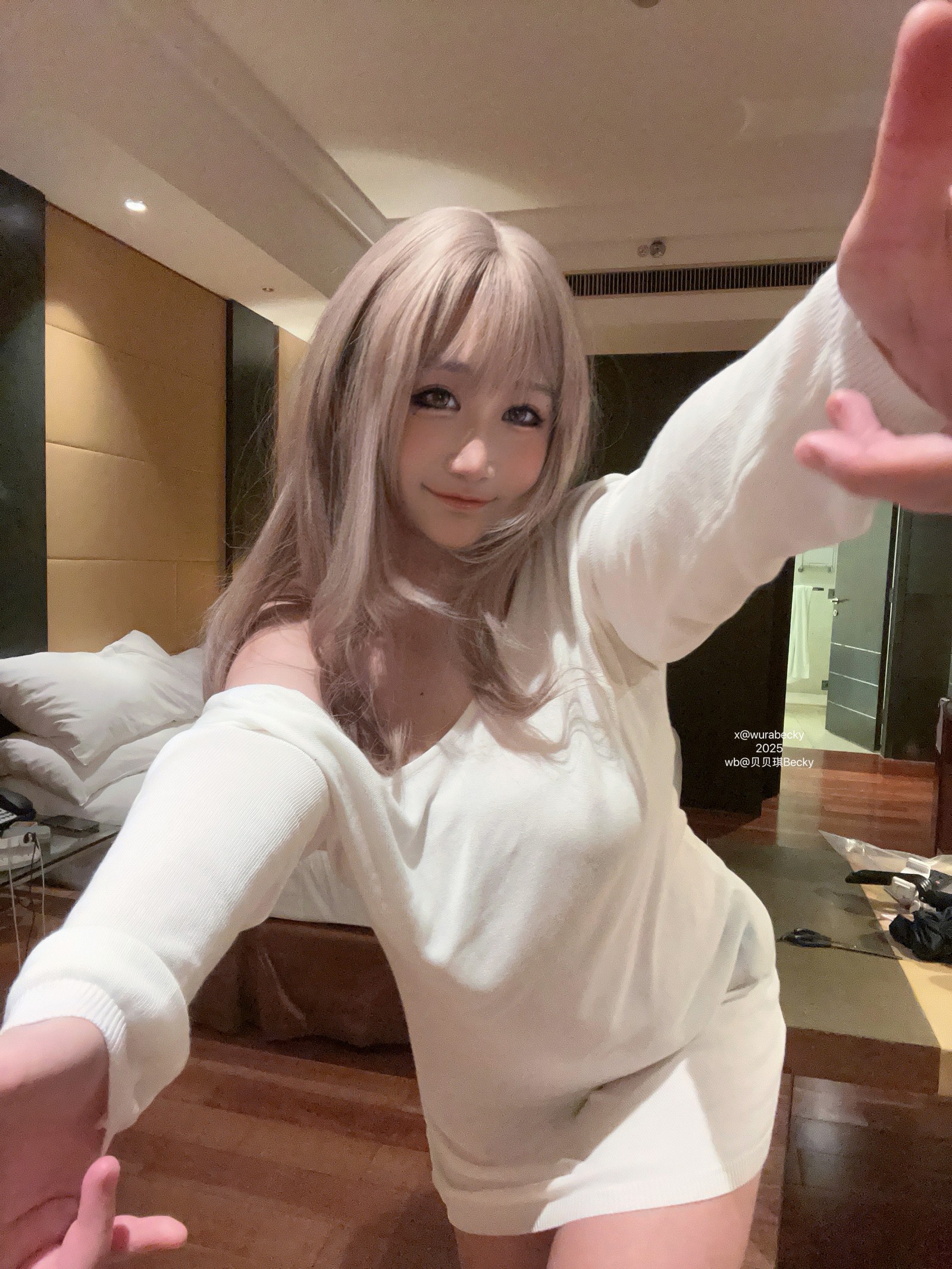 贝贝琪Becky写真作品，清淡口的五花肉乎乎 [44P-1V-341.5M]插图