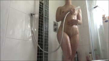 [Image: Voyeur50045103640.jpg]
