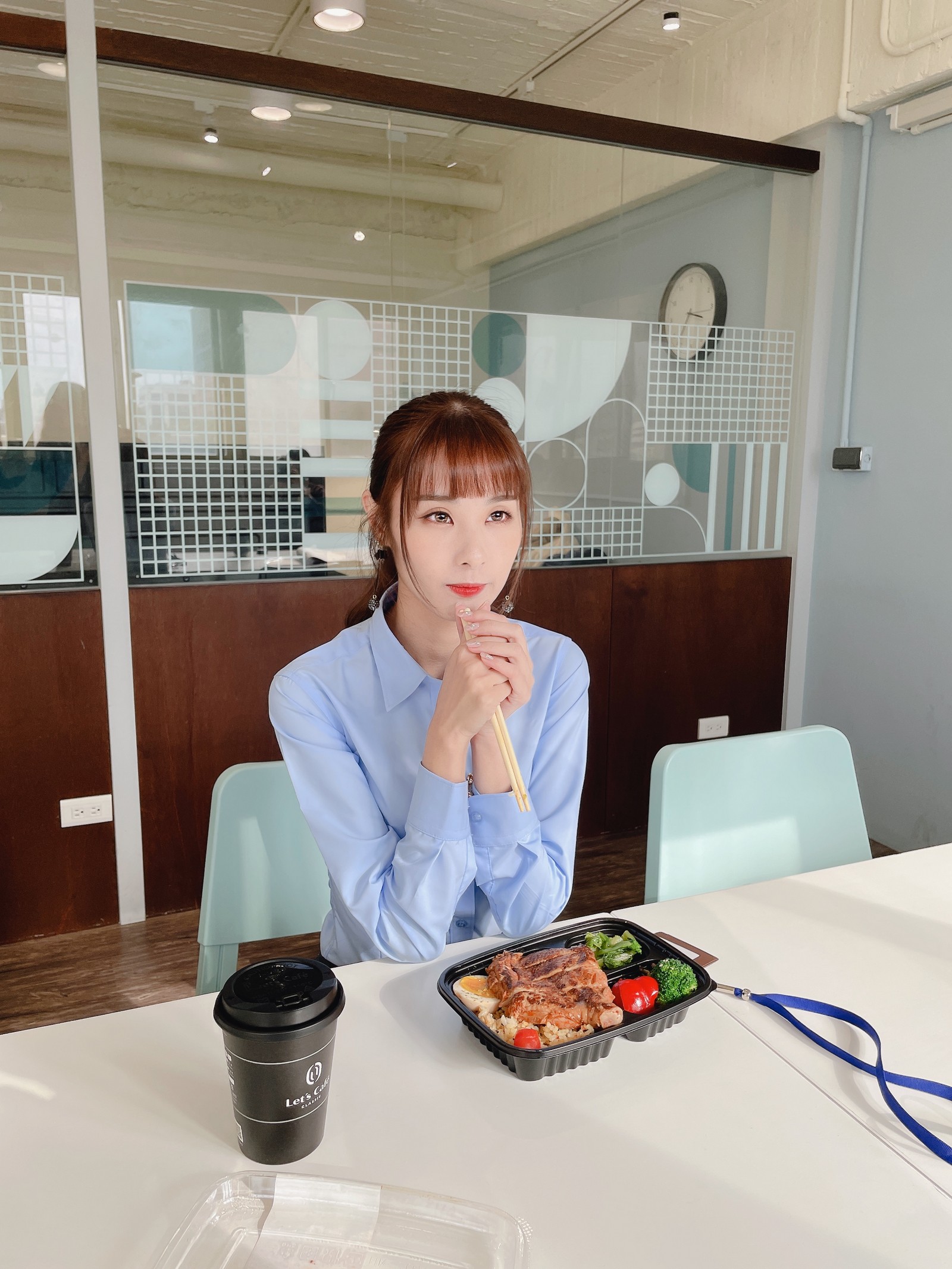 泥泥汝 OL 女郎 B 主题 写真＋视频合集｜高人气职业风作品（350P｜12V｜840MB）插图