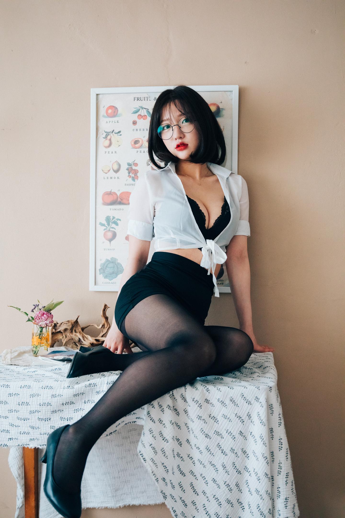 孫樂樂(손예은) NO.085 Loozy Officegirls Vacation Vol.1 55