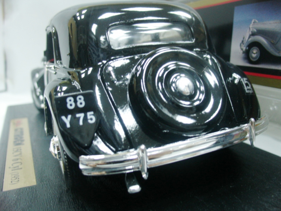 WOW EXTREMELY RARE Citroen Traction Avant 15cv SWB 1952 Black