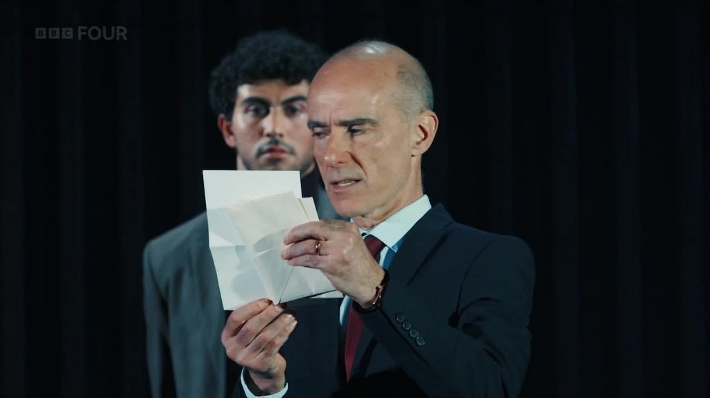 [Image: bc20x9l5zuwc.jpg]