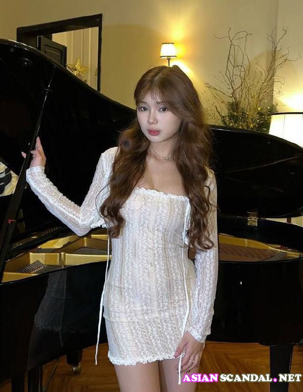 Asian-Scandal2025-18181