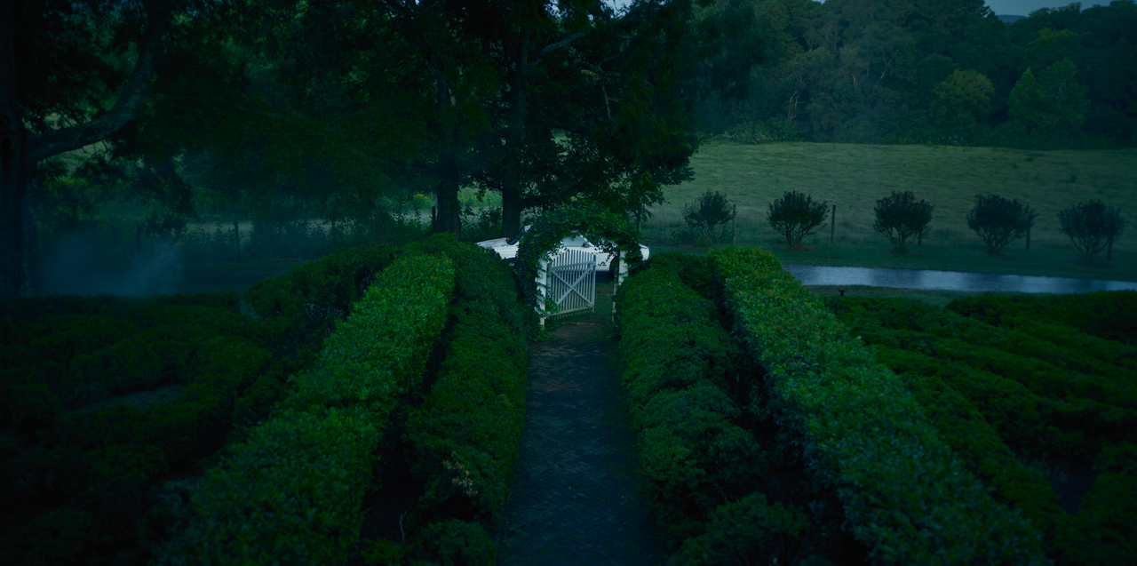 mpv-shot_Millers.Girl.2024.2160p.UHD.WEB-DL.HDR.DV.HEVC-Нечипорук_00_45_13_0008