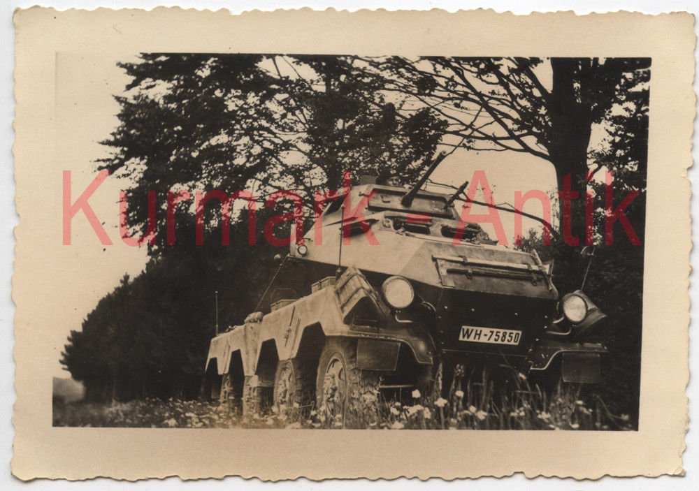 Foto Wehrmacht Frankreich Panzer Spähwagen 8 Rad Front