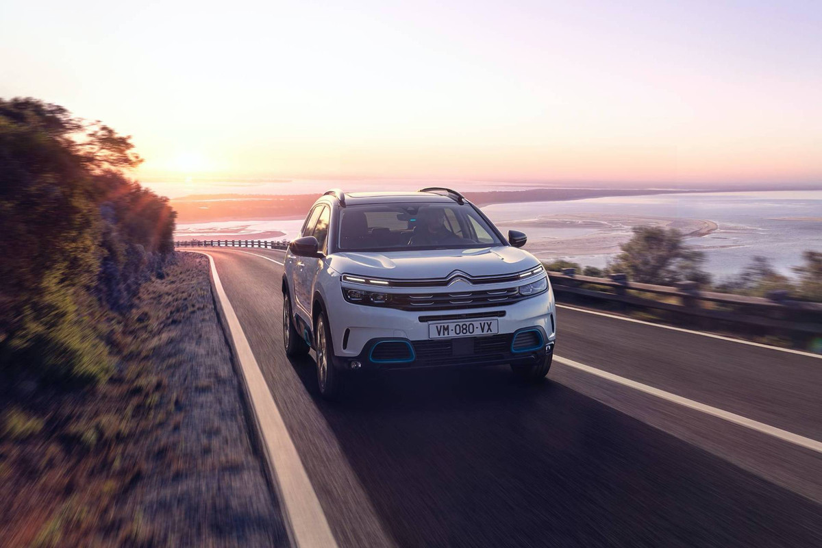 Citroen C5 Aircross SUV Hybrid (14)