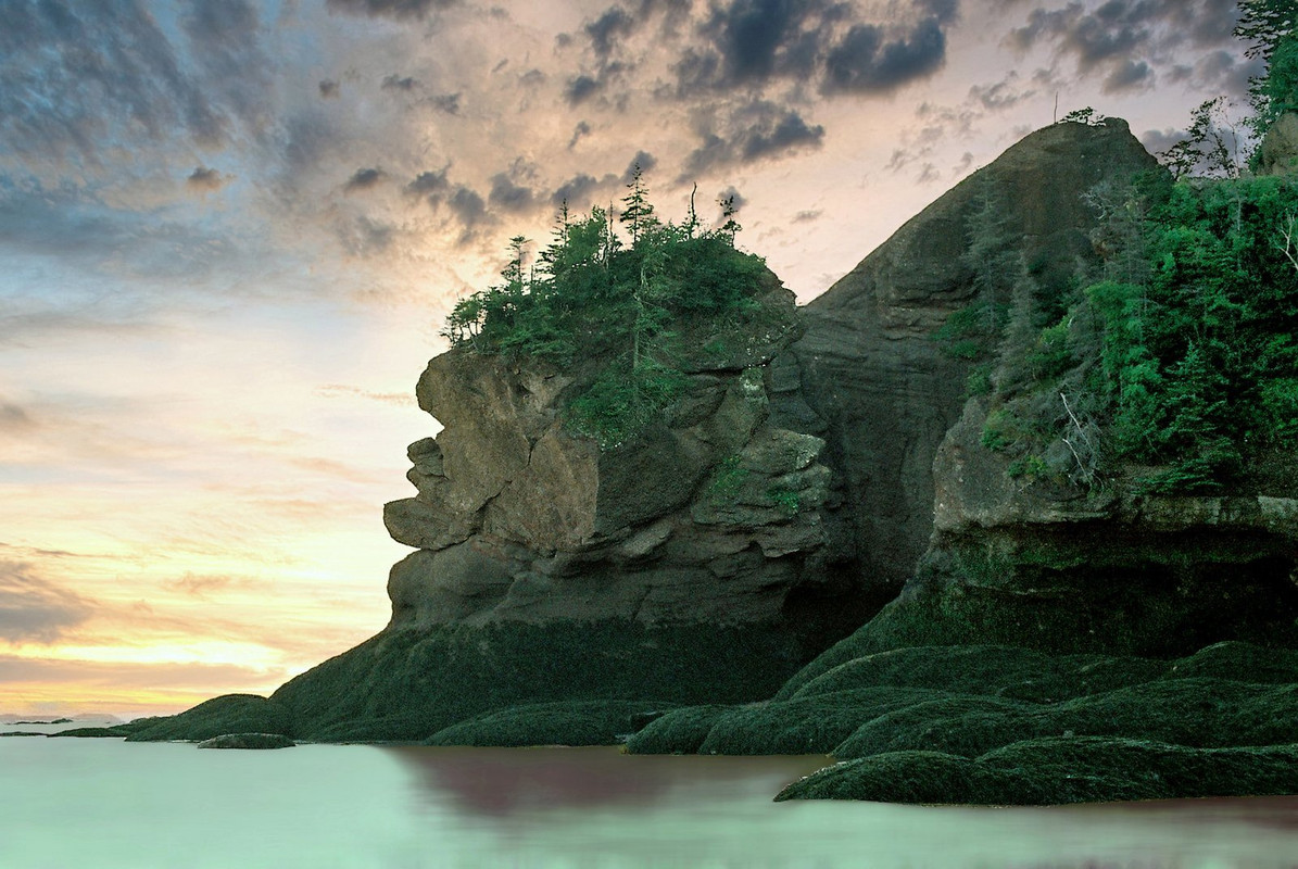 green-rock-formations-canada.jpg