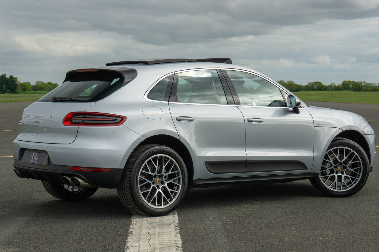 2017 porsche macan 6a02f5700ed65