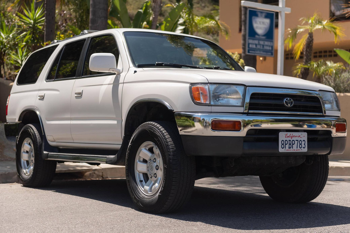 789-AAF16-AA65-4260-806-C-C93-F323-EFE49