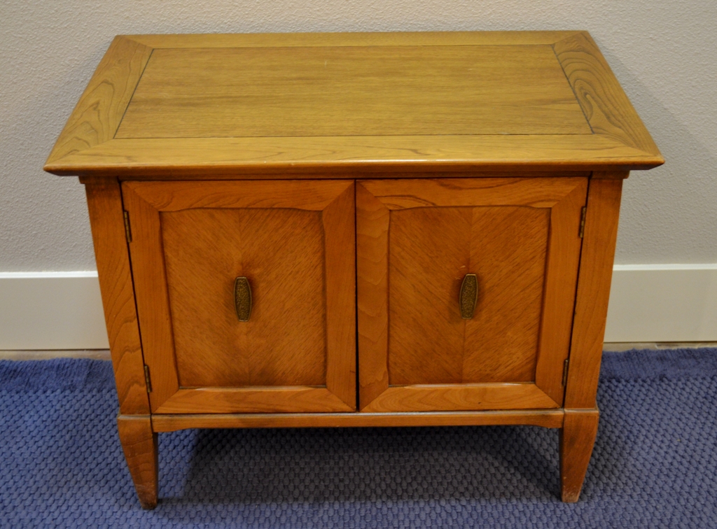 Vintage-Record-Cabinet-1.jpg