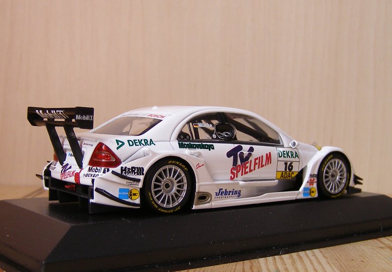 Mercedes C-klass DTM 2005 Mucke (7)