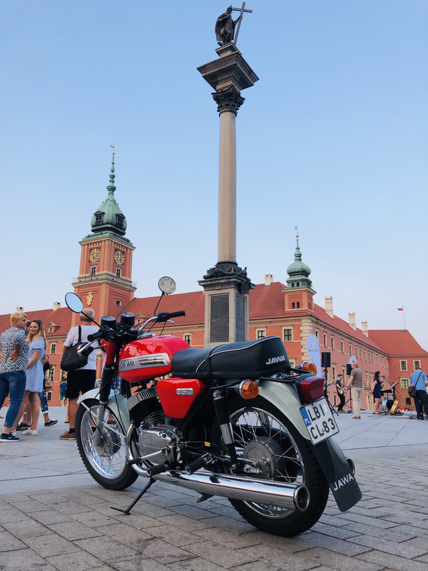 AFAD60FA-B632-4282-9B02-45C7261D50E9