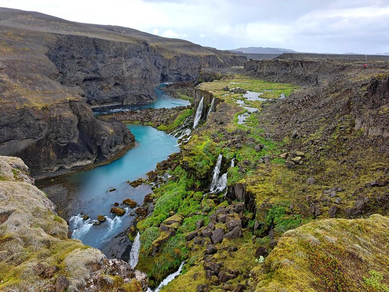 2º VIAJE A LA TIERRA DEL HIELO Y FUEGO DE 21 DIAS (en construcción) - Blogs de Islandia - 28/06/2025 Rumbo a Landmannalaugar con aguadilla incluida. (8)