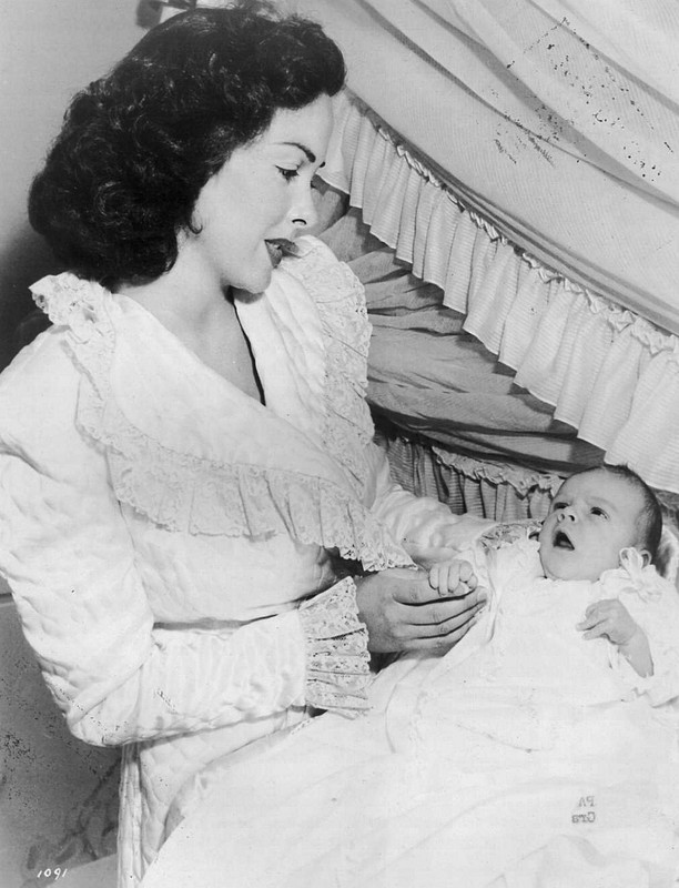 kathryn_grayson_b29