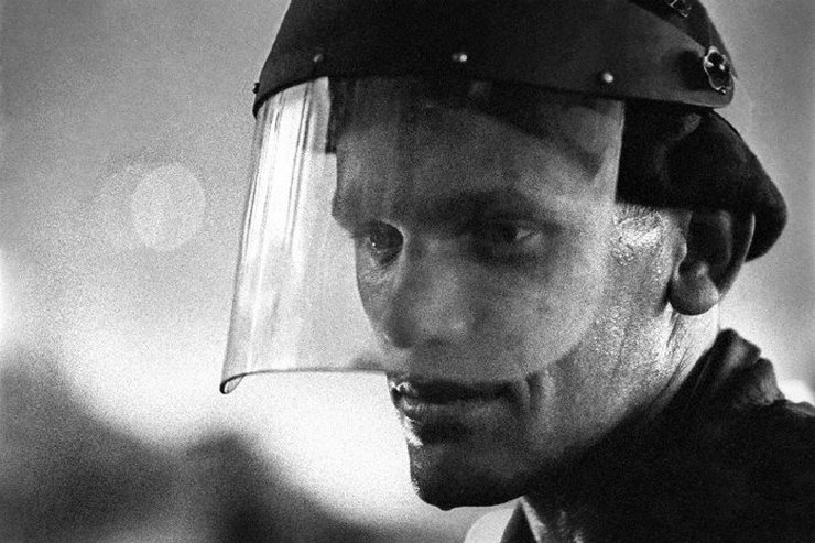 19 атмосферных снимков легендарного фотографа, показывающих жизнь в СССР