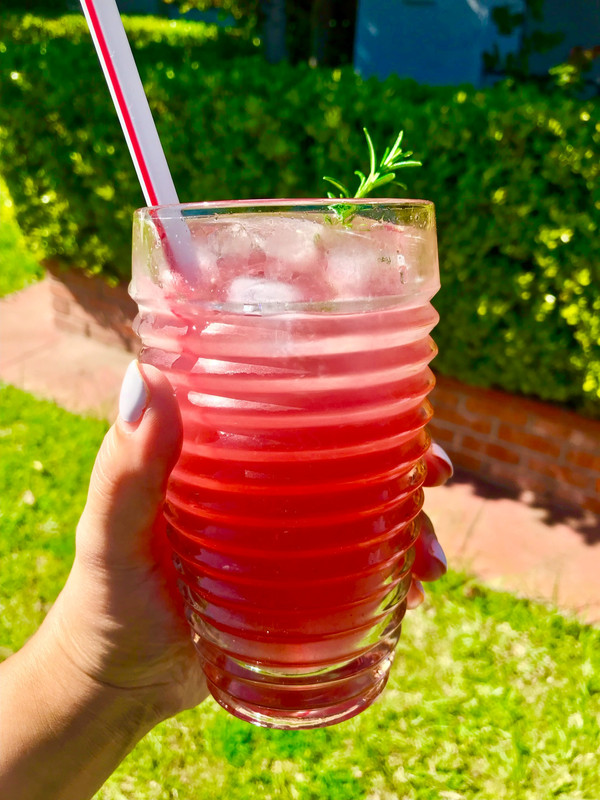 FEC9DE07-3299-4DF5-BE4B-4D19E026EF7A