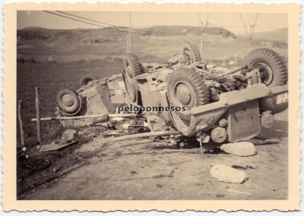 Orig. Foto Unfall leich. Einheits Pkw Kübelwagen