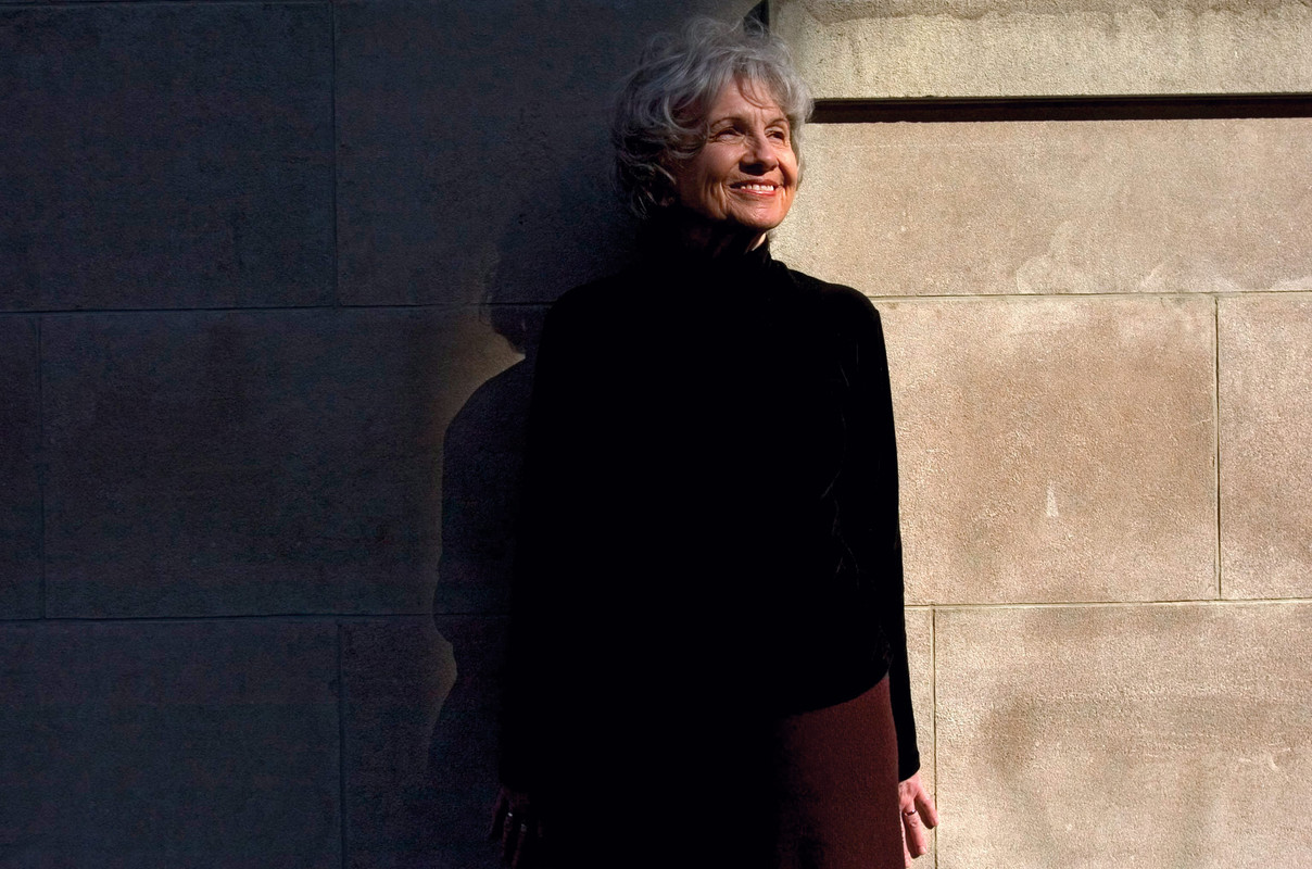 10-culture-alice-munro-dear-life