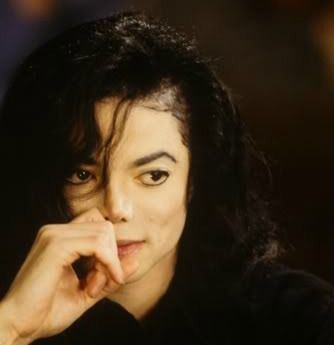 michael-jackson-230699-6.jpg