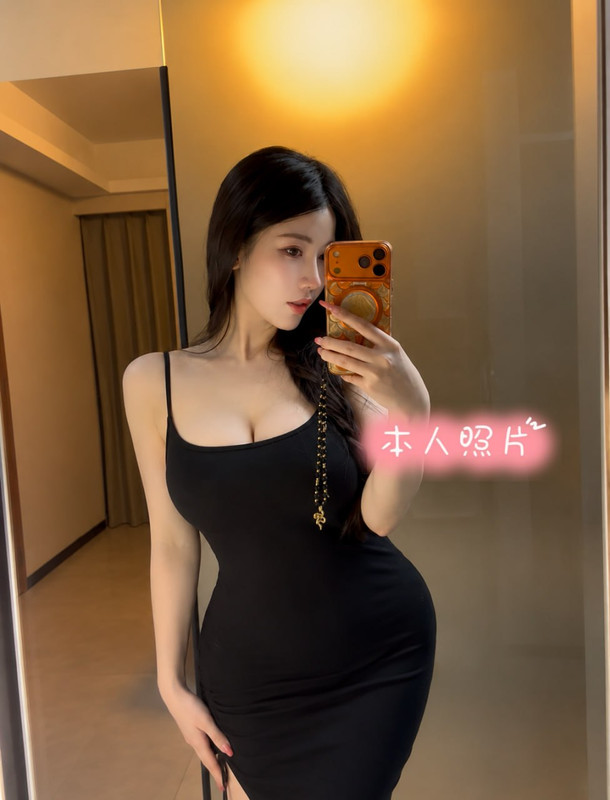 台南海安路商圈氣質正妹