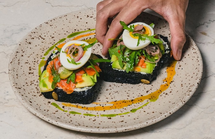 Salah satu hidangan di HUT Bali yang patut dijajal selagi mengunjungi Seminyak.