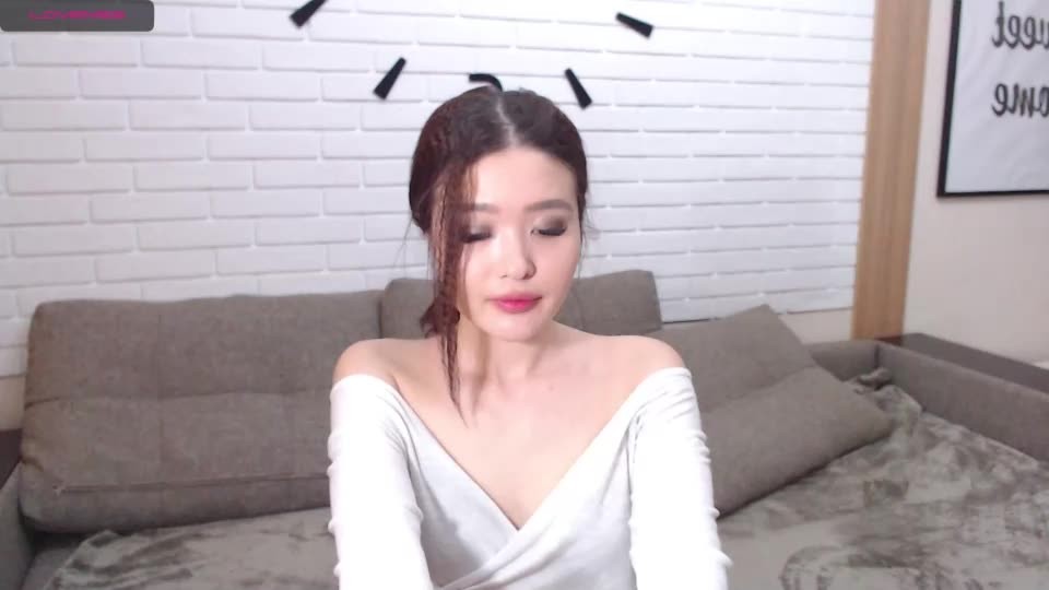 Hiaru_cutie Chaturbate Apr 29 2021 00-58-24