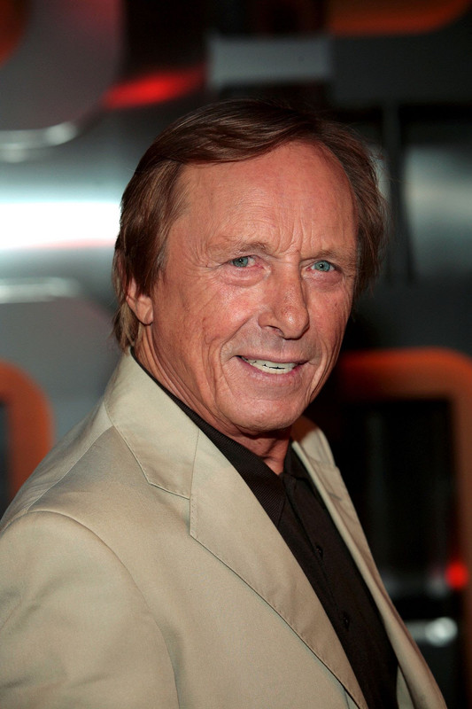 B79497A6-9101-4049-94A3-16771A2C1A7E