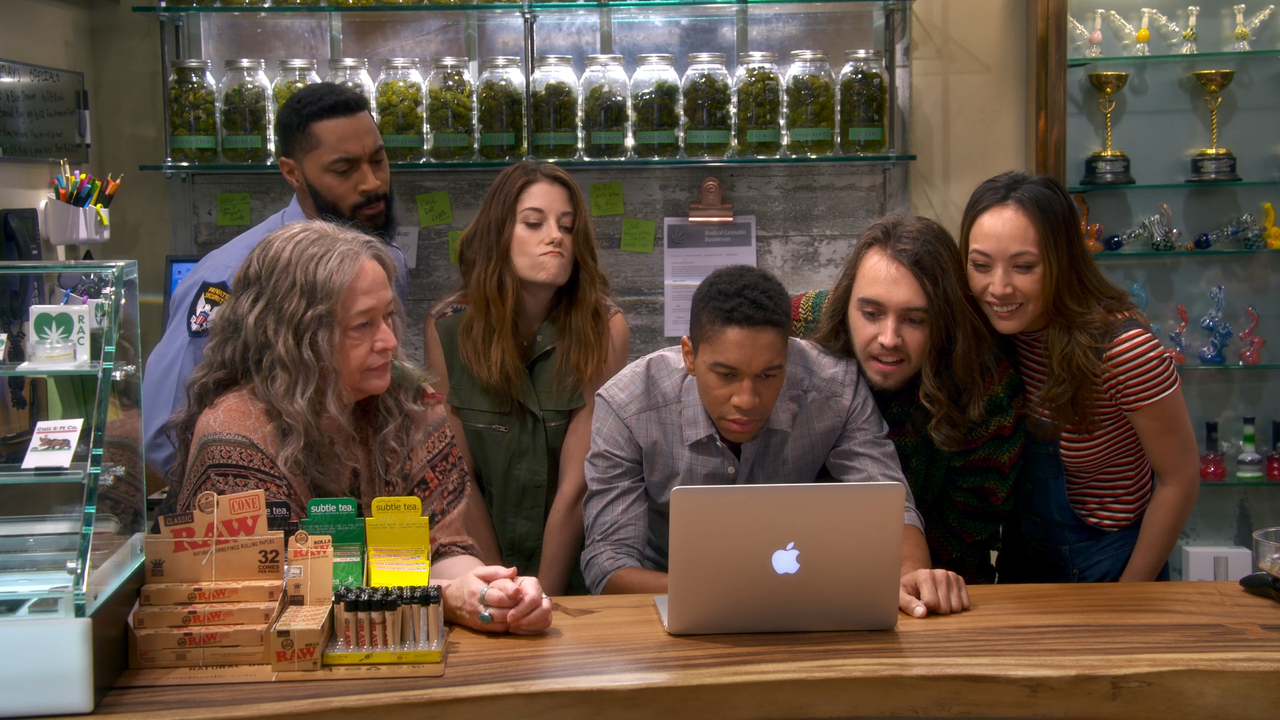Disjointed.1x01.La,Varieta.Omega.ITA.ENG.1080p.N