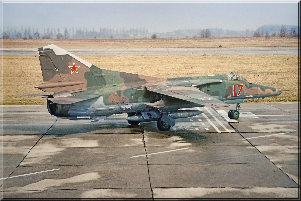 296 APIB Mig-27D 17 Red_61912553153_March 93 (2)
