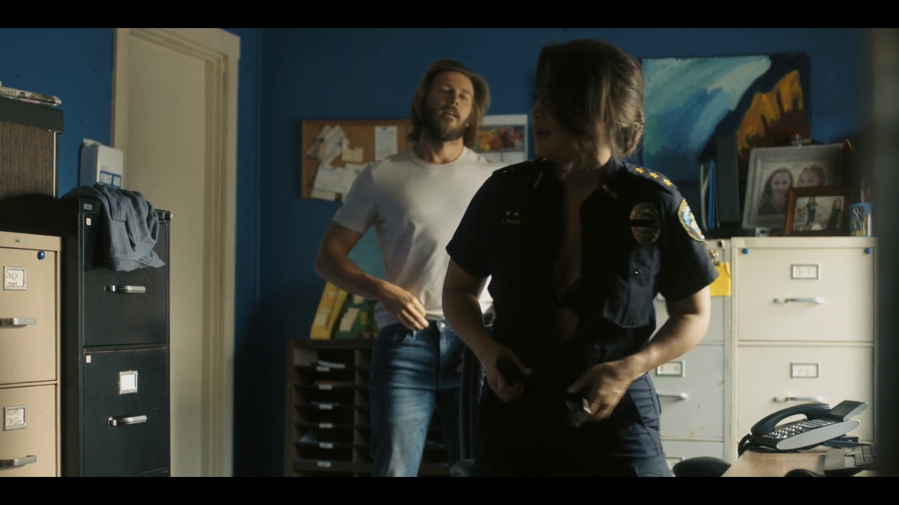 vlcsnap-2023-11-21-22h43m12s970