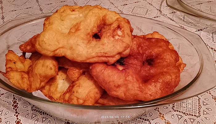 https://i.postimg.cc/dtLLvbJV/langos-2023-06-03.jpg