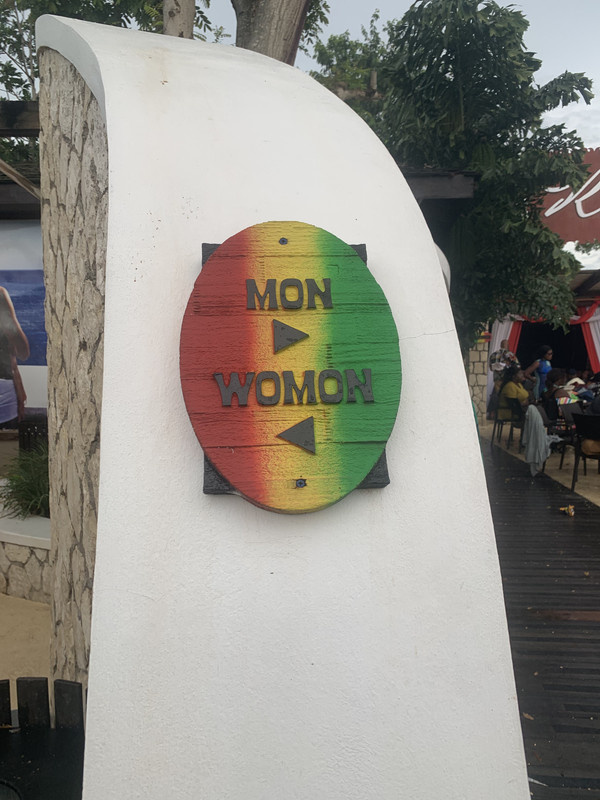 982BF4F0-1D5C-4643-B51F-0AA699946811