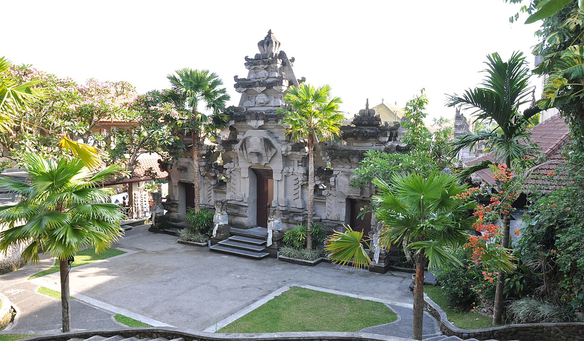 Temukan Keindahan dan Sejarah Bali di Museum Puri Lukisan Ubud