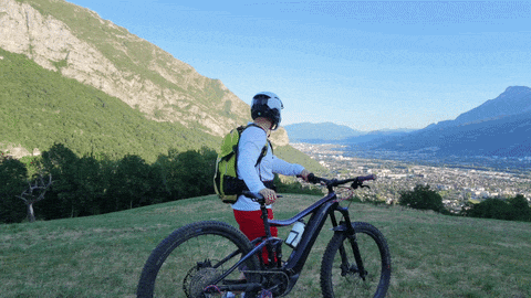 https://i.postimg.cc/dtMrPBx5/C-ezgif-com-optimize.gif