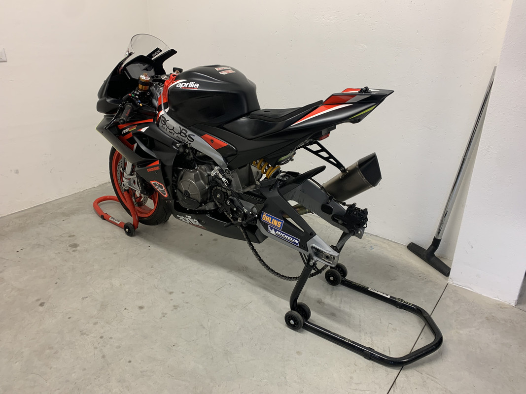 90B142E0-A526-40B6-8378-BDE174C0DB89