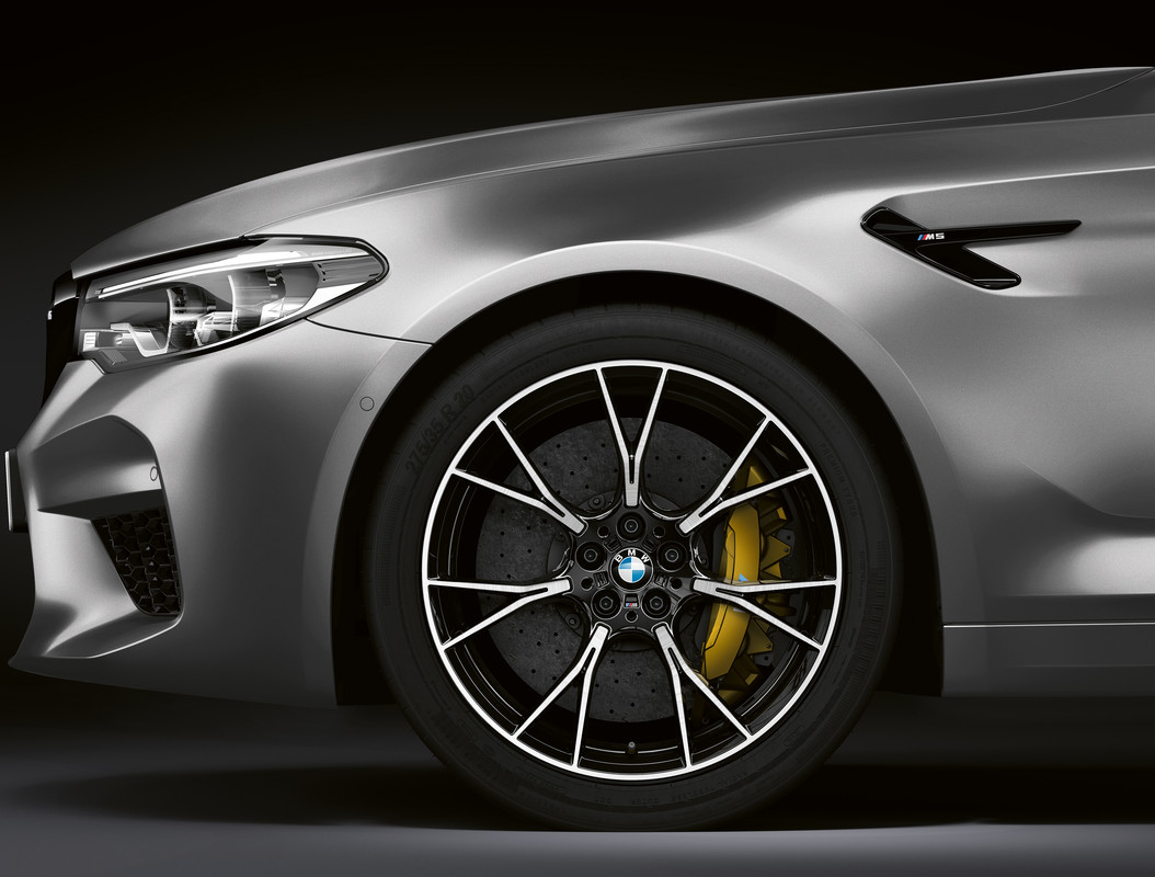 P90300368_highRes_the-new-bmw-m5-compe