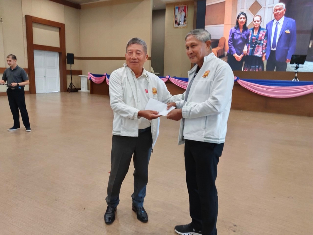 LINE_ALBUM_เลี้ยง จปร.2567_241215_4