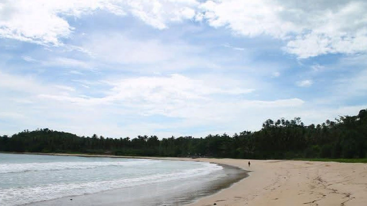 Pesona Keindahan Pantai Bagelen yang Sangat Menkajubkan